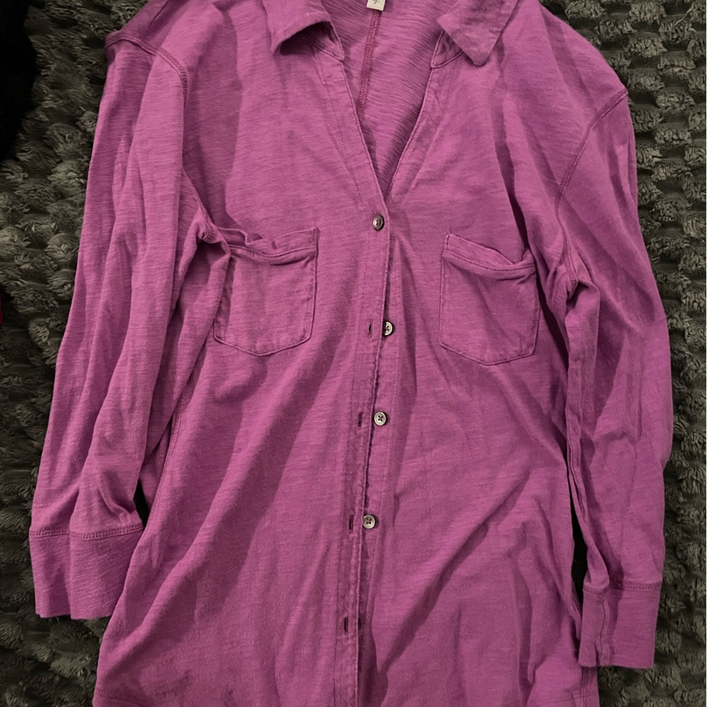 Express medium 3/4 length sleeve top